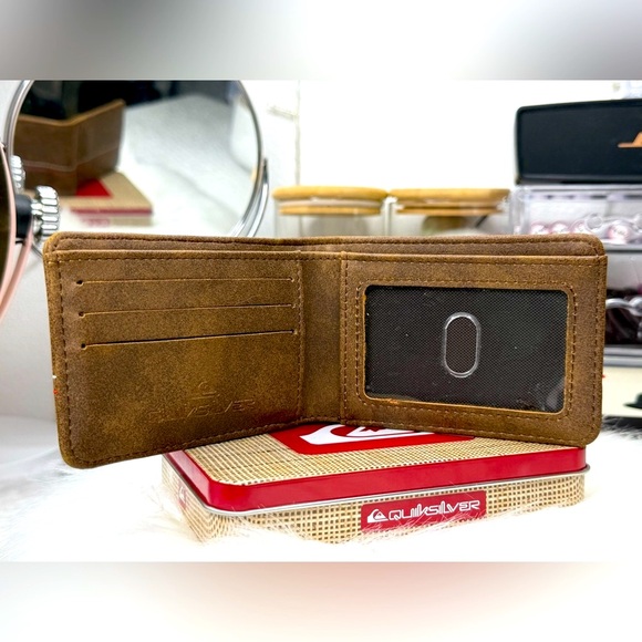 Quiksilver Brown Bifold Wallet - Picture 4 of 12